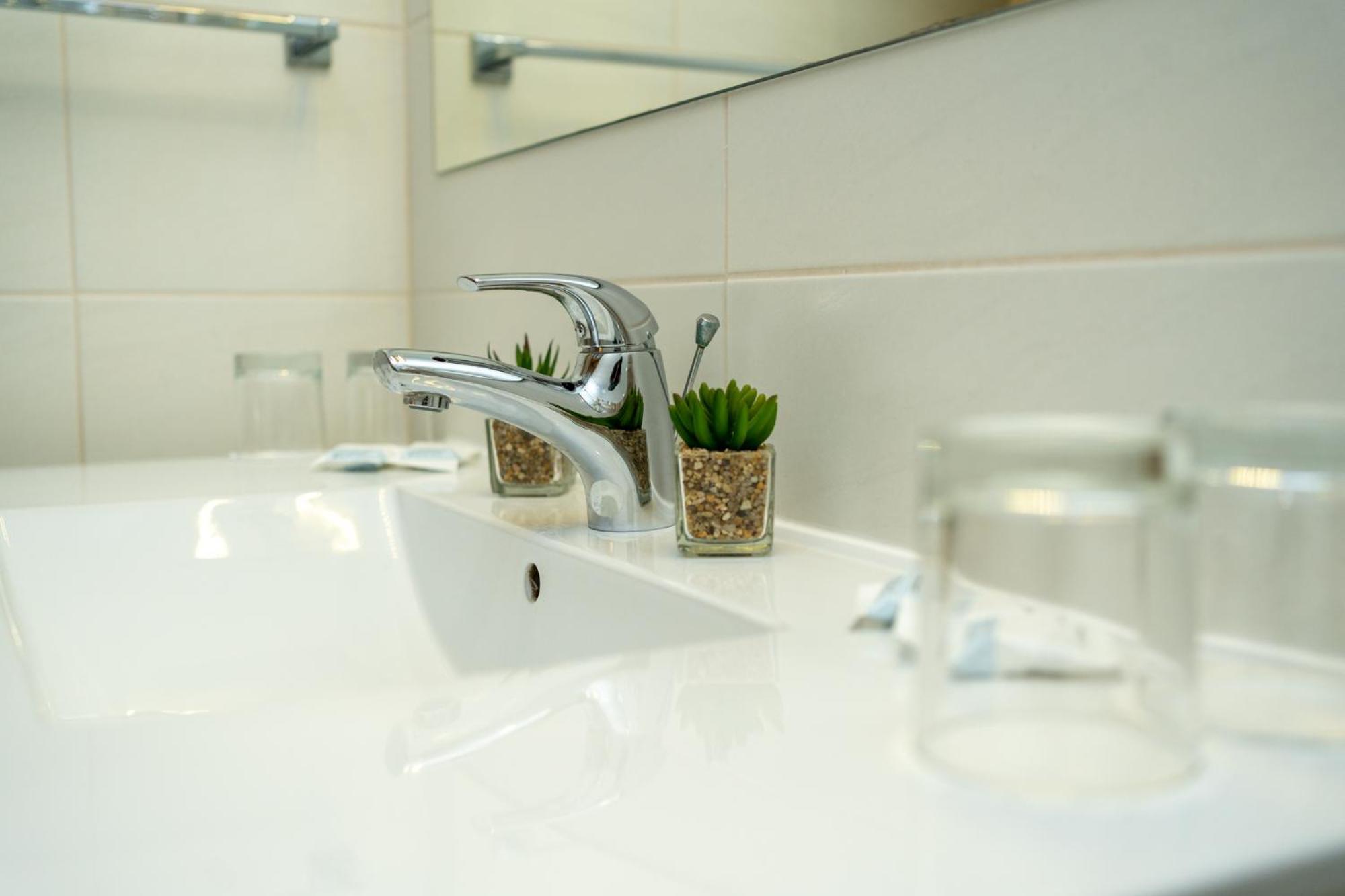 Hotel Narenta Metković Екстериор снимка